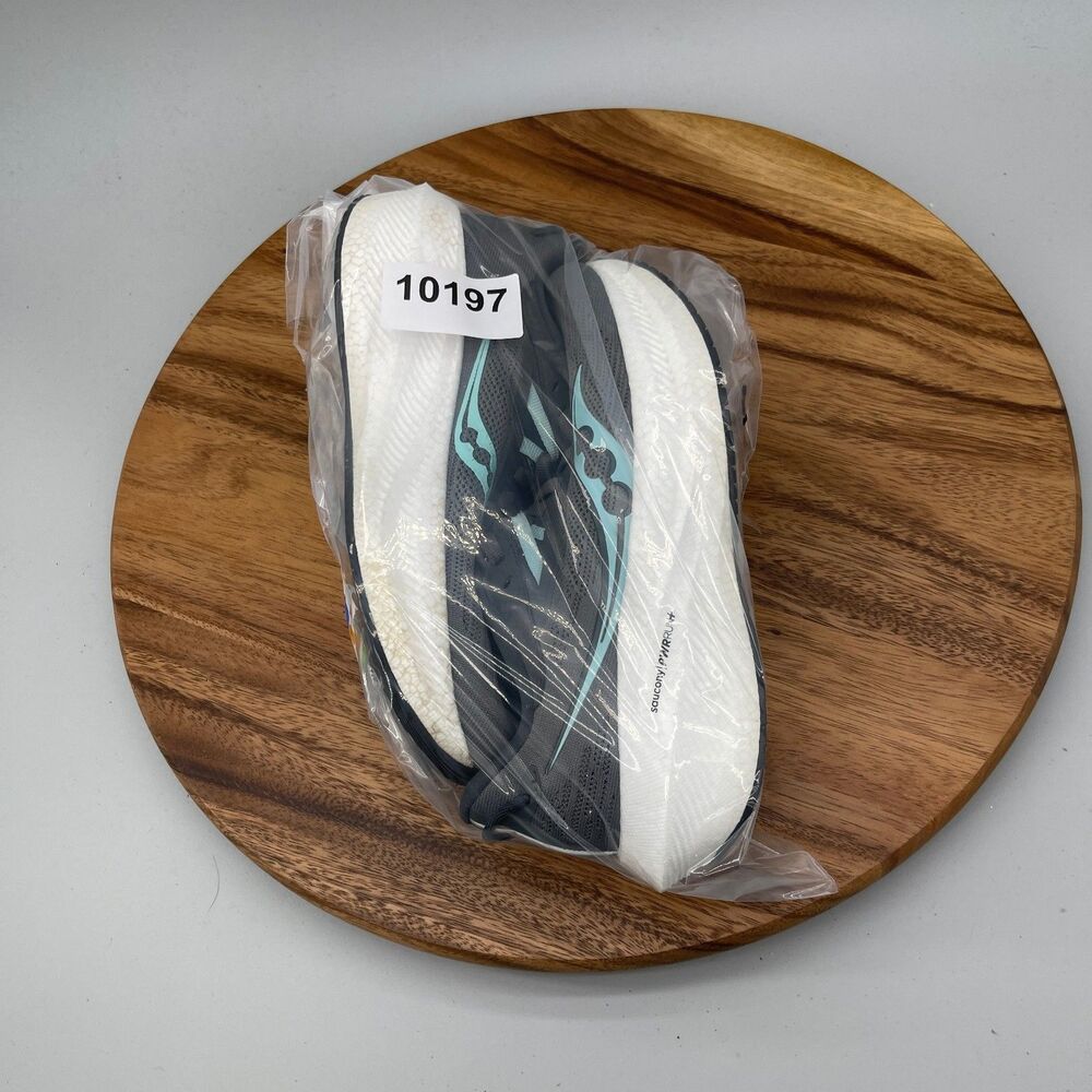 Saucony Triumph 21 Shoes Womens Size 6.5 Gray Running Comfort Walking Sneakers - Picture 9 of 9